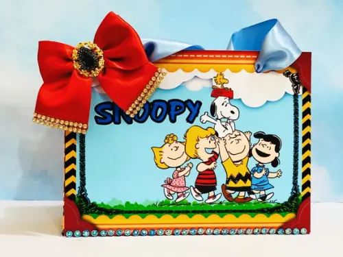 Caixinha para festa tema snoopy
