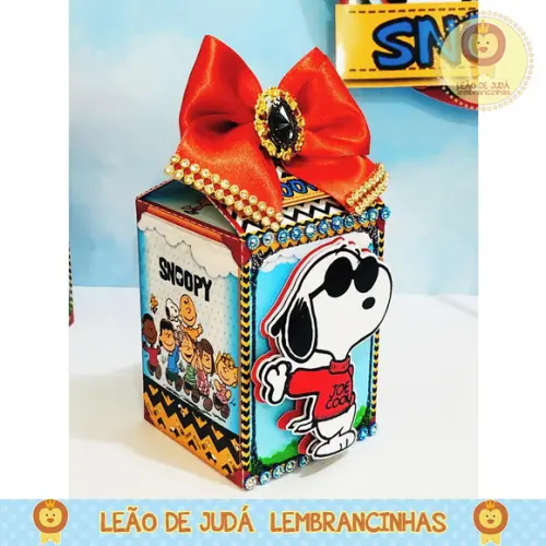 Caixinha para festa tema snoopy