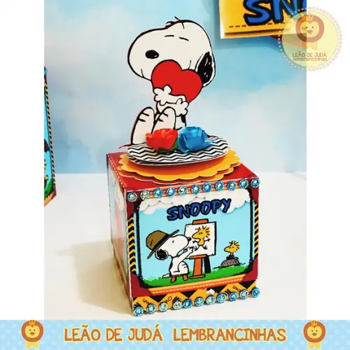 Caixinha para festa tema snoopy