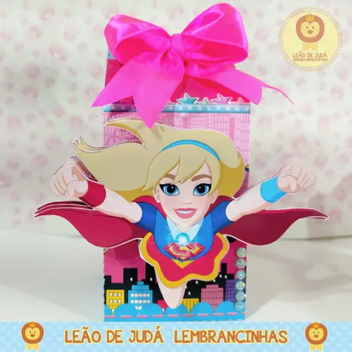 Caixinha para festa tema super girls
