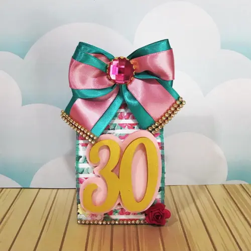 Caixinha para festa tema trintei