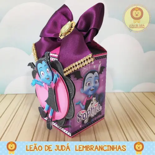 Caixinha para festa tema vampirina