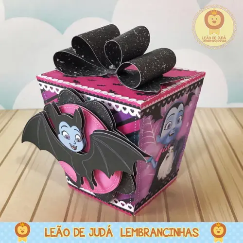 Caixinha para festa tema vampirina