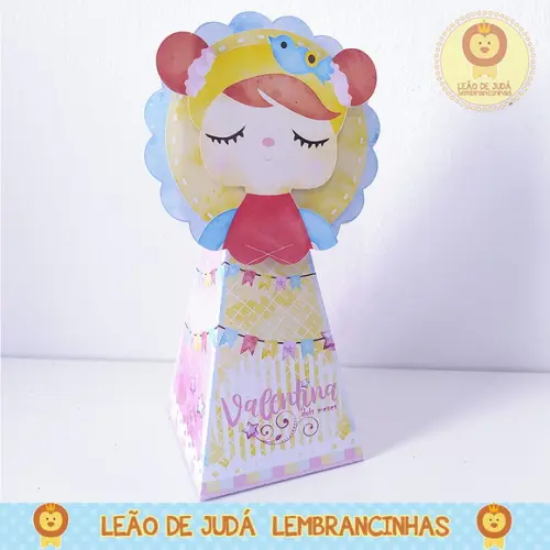 Caixinha pirâmide metoo doll