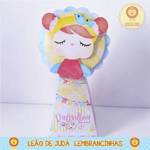 Caixinha pirâmide metoo doll