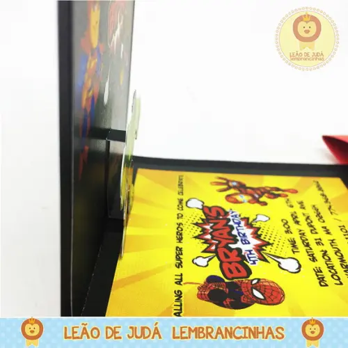Convite Pop Up tema Vingadores