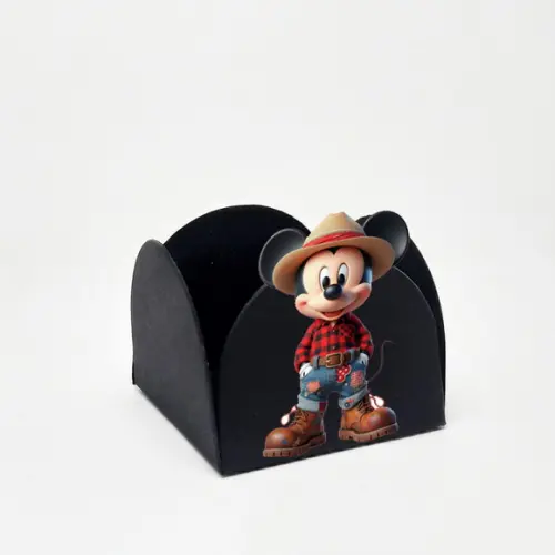 Forminha para Docinhos Tema Mickey Fazendeiro 50 Unidades