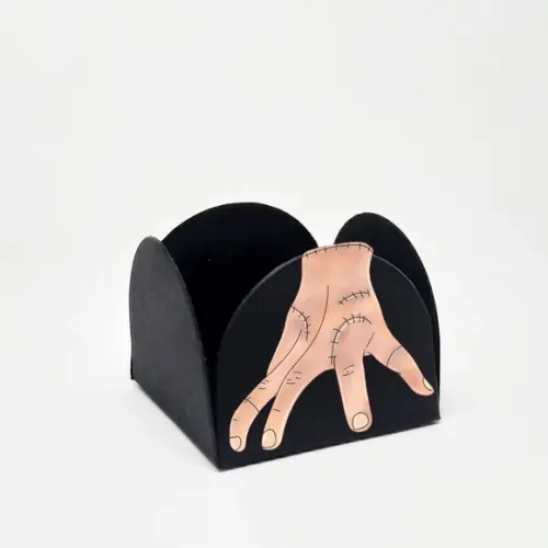 Forminha para Docinhos Tema Wandinha