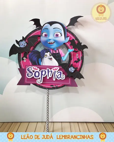 Topo de Bolo Vampirina