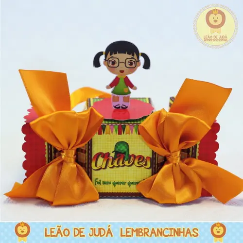 Caixa bala com aplique 3D Chaves
