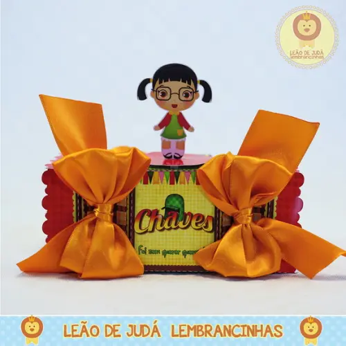 Caixa bala com aplique 3D Chaves