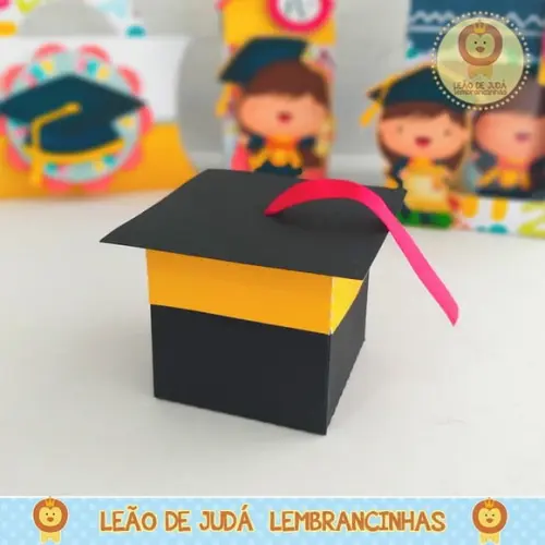 Caixa Capelo Tema Formatura