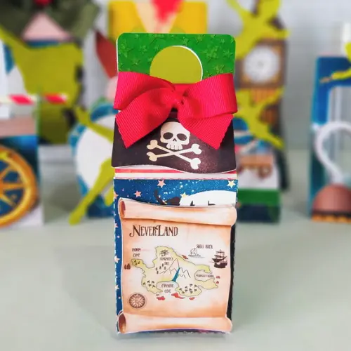 Caixa Furinho Com aplique Peter Pan