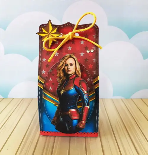 Caixinha para Festa Tema Capitã Marvel