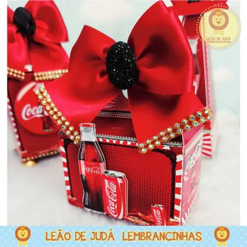 Caixinha para festa tema coca cola