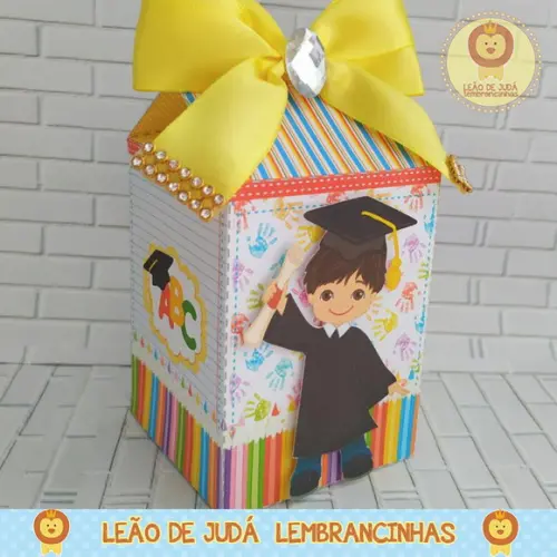 Caixinha para Festa Tema Formatura