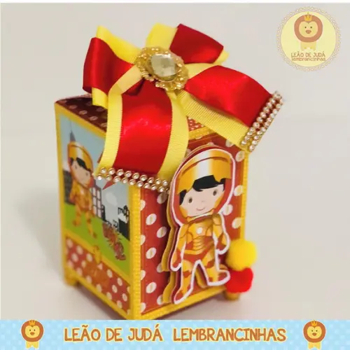 Caixinha para festa tema homem de ferro