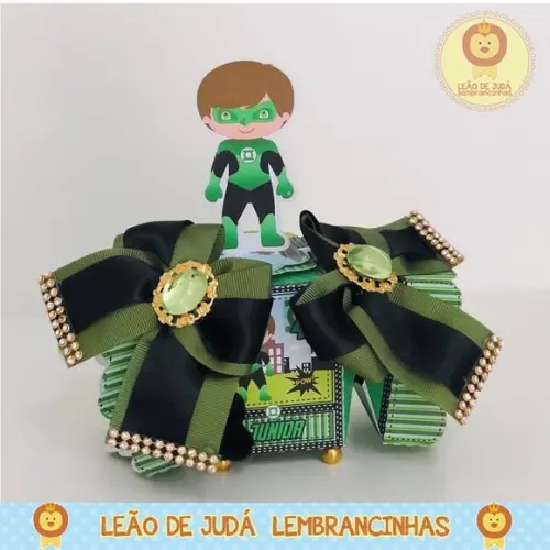 Caixinha para festa tema lanterna verde