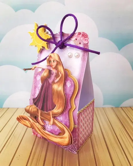 Caixinha para Festa Tema Rapunzel