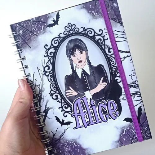 Caderno Wandinha