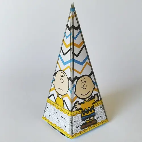 Caixinha Cone Tema Snoopy
