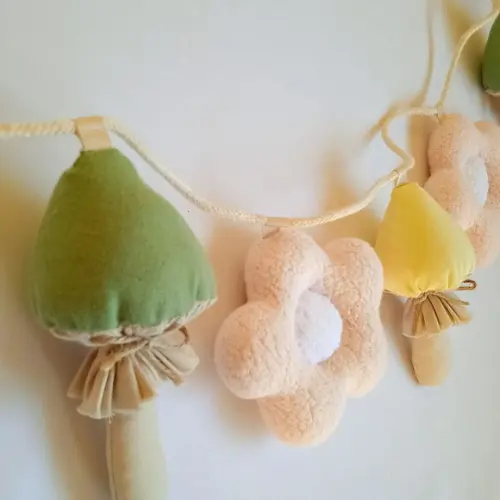 Varal para Berço - Cogumelos & Flores