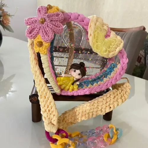 Bolsa Manu e Mel de Crochê