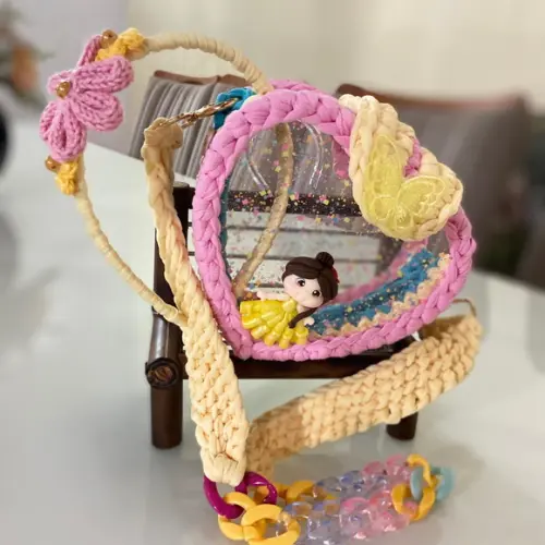 Bolsa Manu e Mel de Crochê