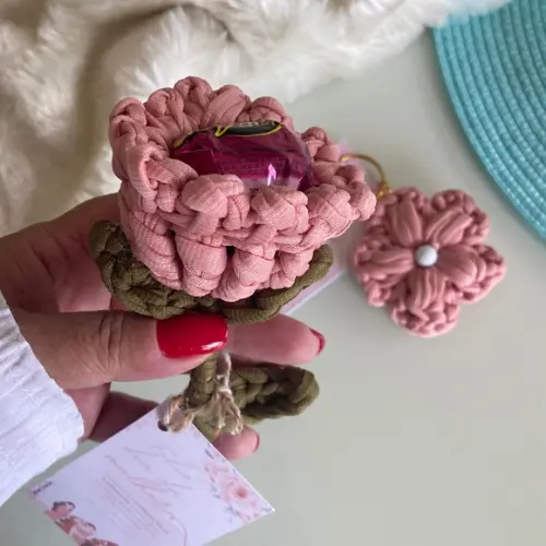 Flor Porta Bombom e Chaveiro Flor