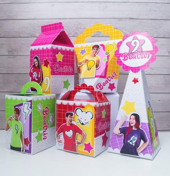 Kit 40 Caixas Emilly Vick dos Rosa Personalizadas