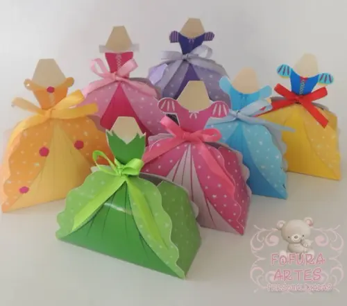 42 Caixinhas Vestido Princesas