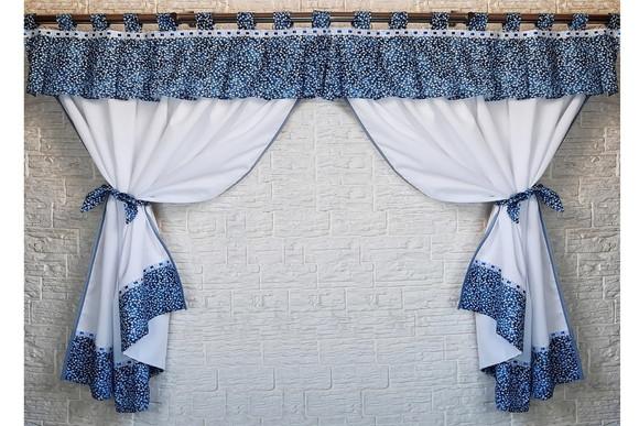 Cortina Azul Floral e Branco Sob Medida com Abraçadeiras