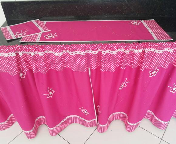 Cortina e Paninhos de Cozinha Rosa Pink