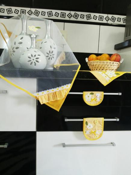 Jogo de Cozinha Amarelinho Xadrez