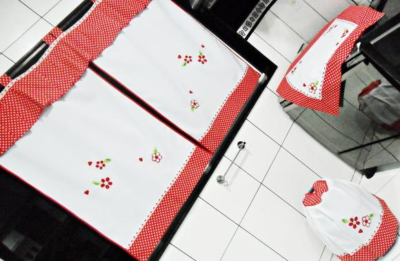 Jogo de Cozinha Vermelho Poá