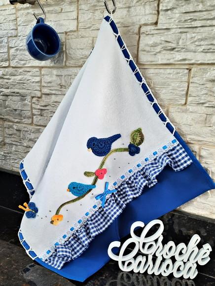 Pano de Prato Passarinhos Azul Royal 80x50 Bordado de Crochê
