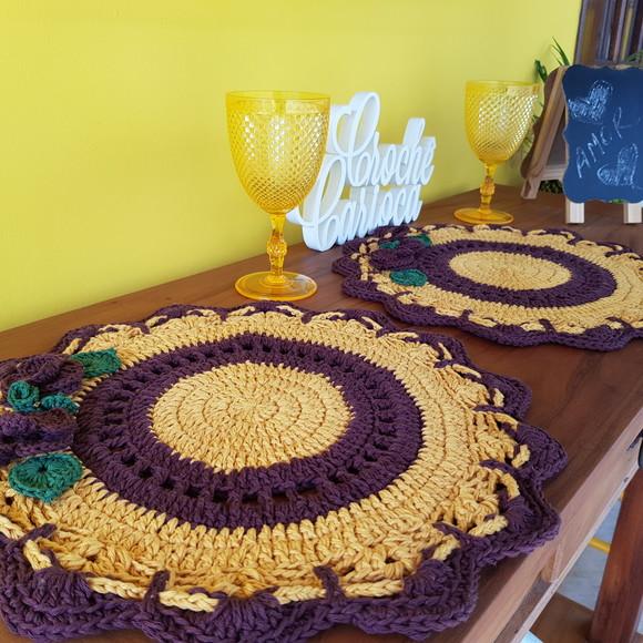 Sousplat de Crochê Profissional Amarelo Ouro e Marrom