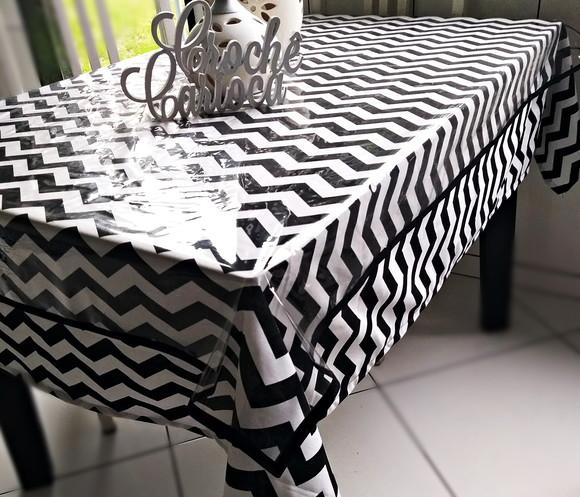 Toalha de Mesa Tecido + Plástico Cobre Mancha 140x140