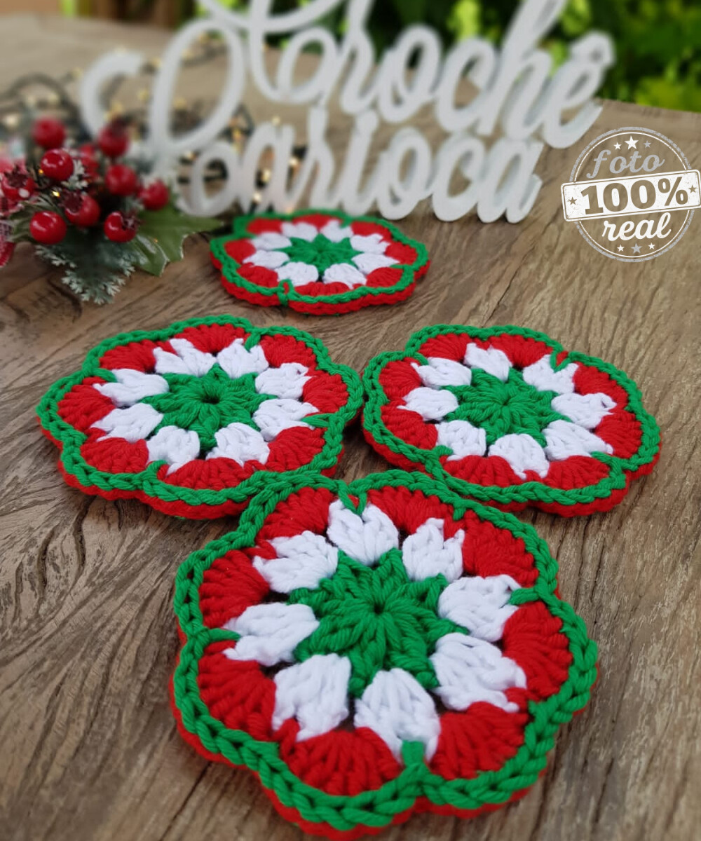 Kit Mesa Posta Sousplat e Porta-copo Natal Crochê