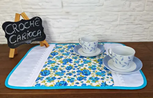 Americano Lugar de Mesa Centrinho Azul Floral Patchwork