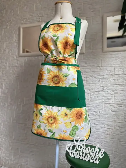 Avental Semi-impermeável Bolsos Porta Celular e Mosquetão