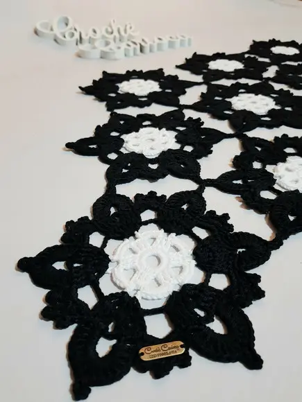Caminho de Mesa em Crochê Floral Escolha Cores