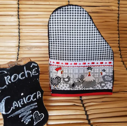 Capa Cafeteira Dolce Gusto Estruturada Patch Galinhas