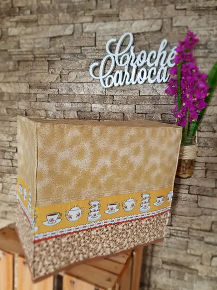 Capa Cafeteira Expresso Prima Latte Patchwork Estruturada