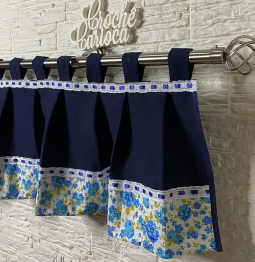 Cortina Bandô Floral e Azul Marinho Sob Medida Escolha Cores