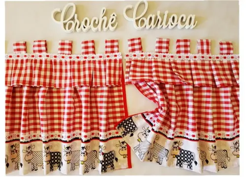 Cortina Bandô Xadrez Vermelho e Vaquinhas