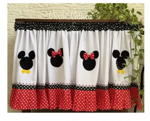 Cortina Janela Cozinha Minnie e Mickey Sob Medida