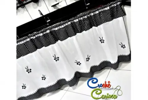 Cortina Pia Cozinha Borboletas Preto e Branco Poás Vintage