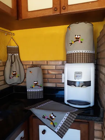 Jogo de Cozinha Marrom Corujinhas: 4 peças