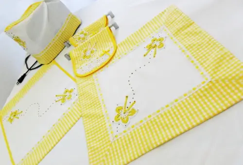 Jogo de Cozinha Tecido Amarelo Xadrez Borboletas